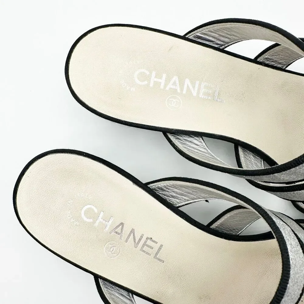 CHANEL 2018 silver